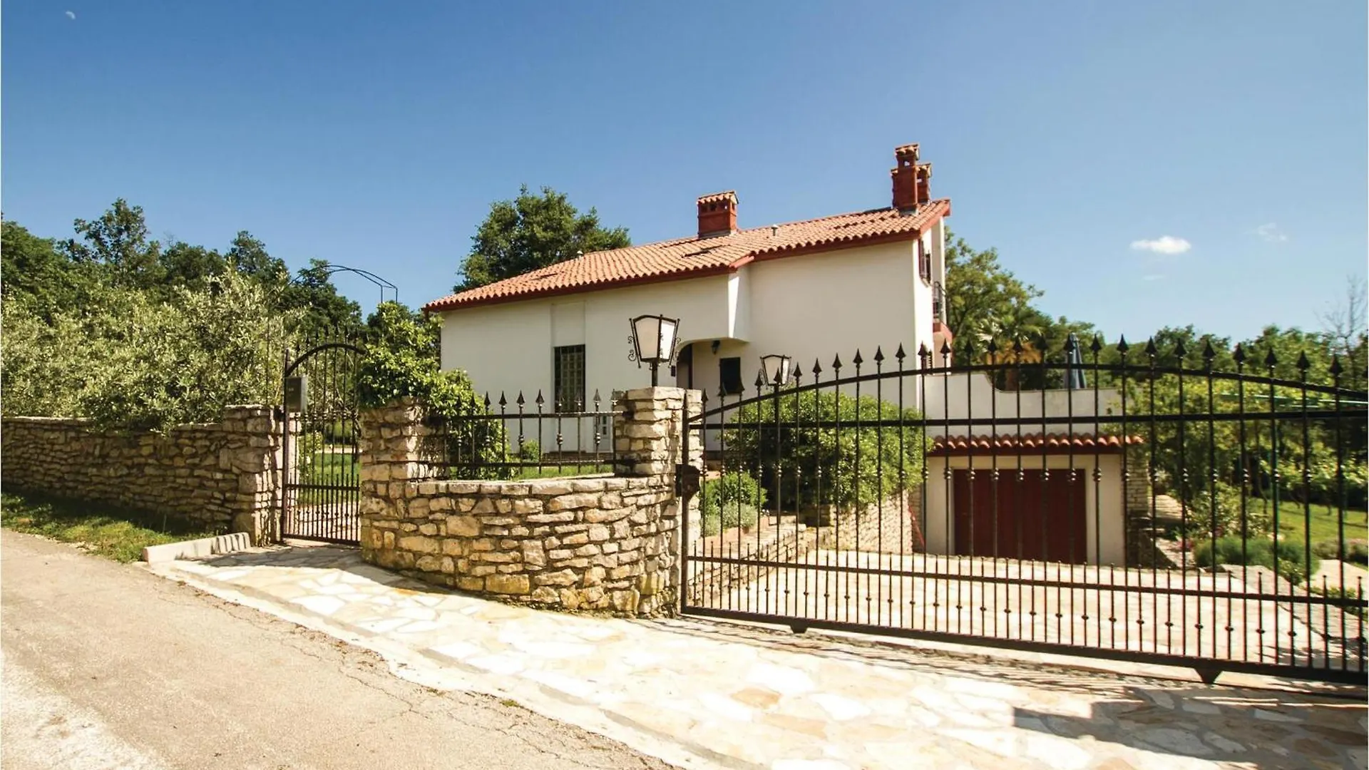 Holiday home Lovely Home In Kapelica With Wifi Rasa Croatia