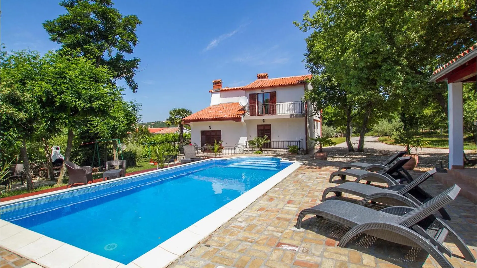 Lovely Home In Kapelica With Wifi Rasa Holiday home