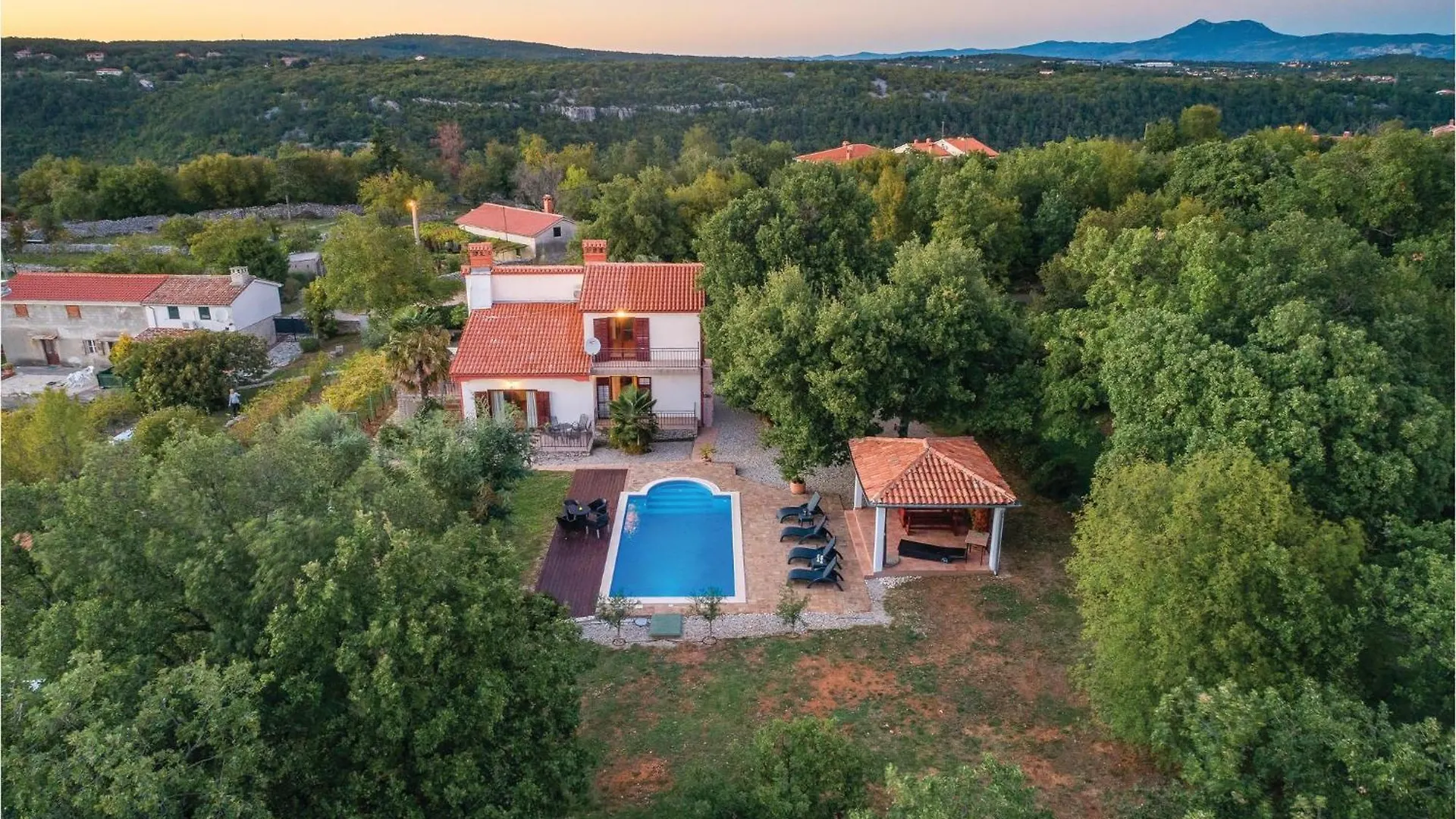 Holiday home Lovely Home In Kapelica With Wifi Rasa